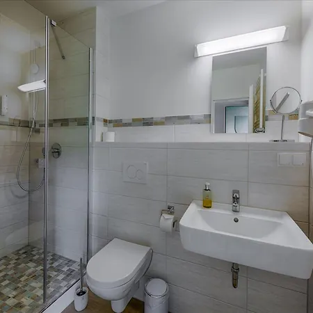 Apartman Rugana - Komfortplus Mit 1 Schlafzimmer Und Terrasse B19